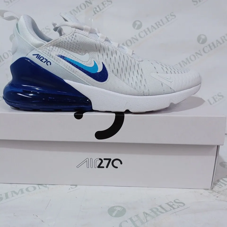 BOXED PAIR OF NIKE AIR MAX 270 TRAINERS IN WHITE/BLUE UK SIZE 10