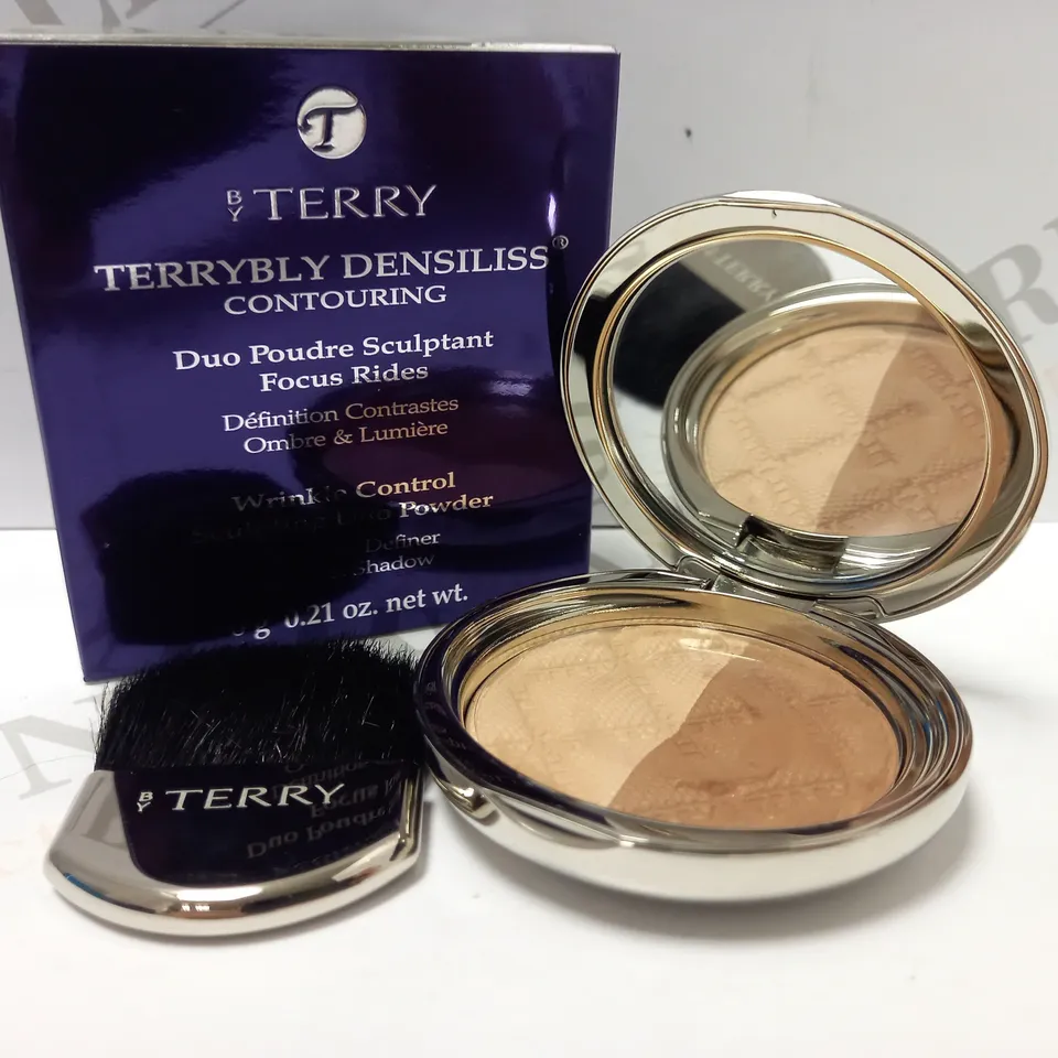 BY TERRY TERRYBLY DENSILISS COMPACT WRINKLE CONTROL PRESSED POWDER 6G – 200 BEIGE CONTRAST