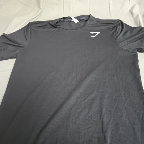 GYMSHARK LOGO CASUAL T-SHIRT SIZE SMALL