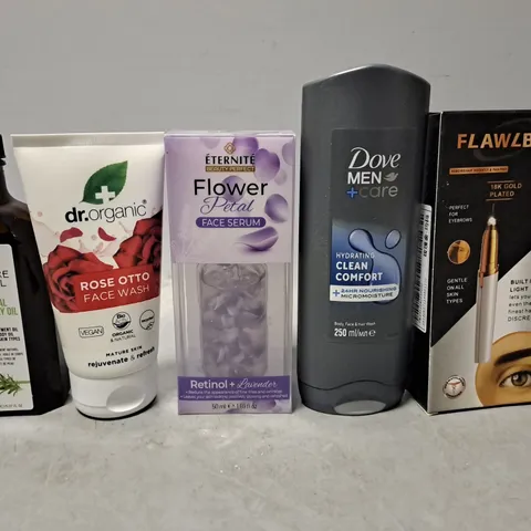 APPROXIMATELY 15 ASSORTED HEALTH & BEAUTY PRODUCTS TO INCLUDE - DOVE BODY WASH , ETERNITE FACE SERUM , DR ORGANIC FACE WASH ETC