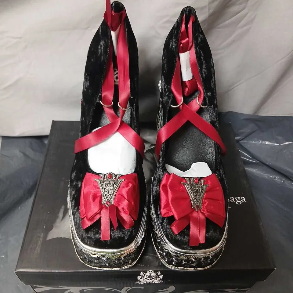KOI X TWILIGHT SAGA THE COLD ONES MIDNIGHT VELVET ORNATE HEELS – UK 11