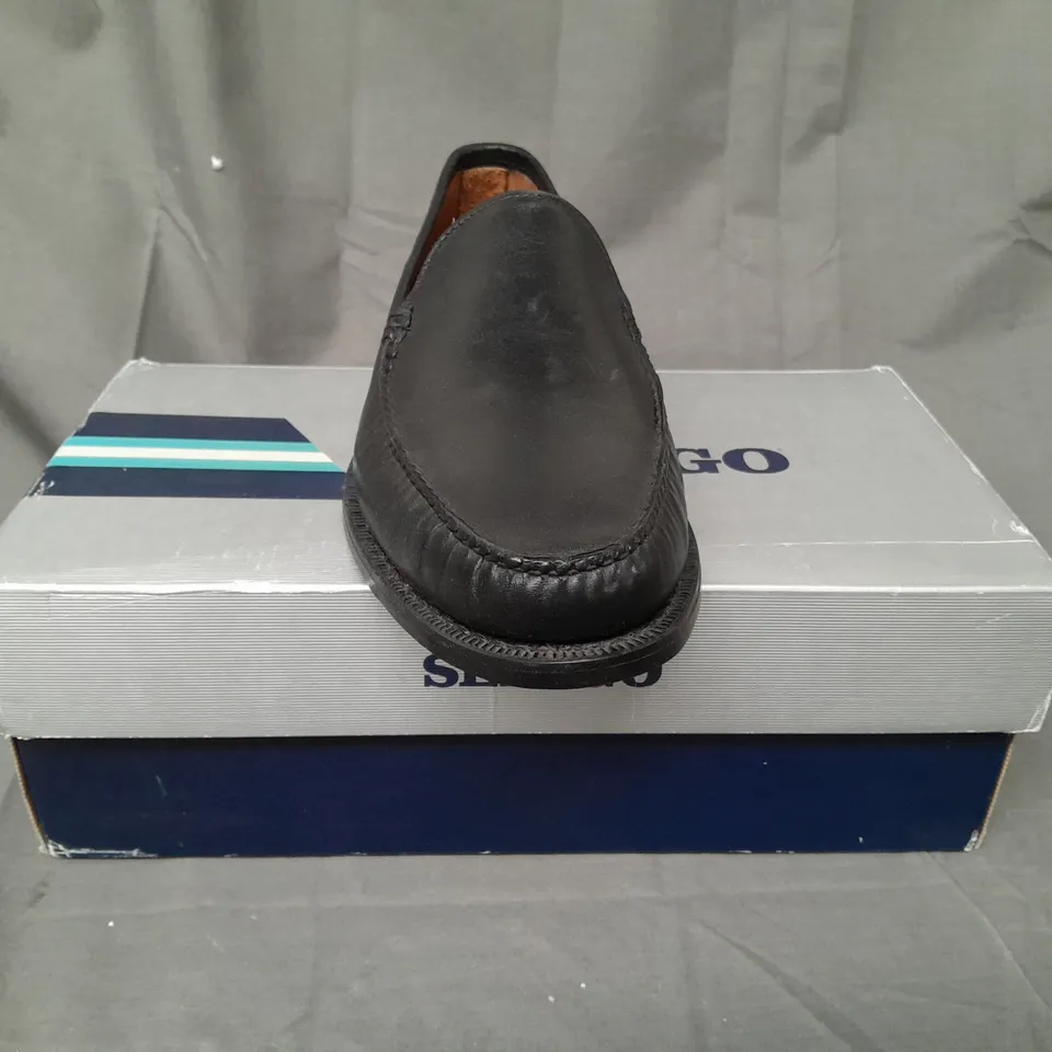 BOXED PAIR OF SEBAGO LOAFERS IN BLACK UK SIZE 8.5