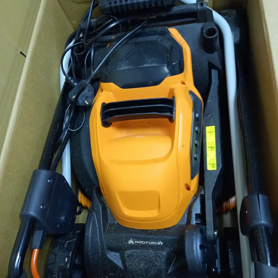 YARD FORCE 40V CORDLESS LAWNMOWER