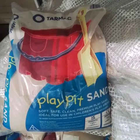 PALLET OF APPROXIMATELY 35 BAGS OF CHILDREN'S PLAY SAND (PALLET NEEDS TO BE RETURNED)