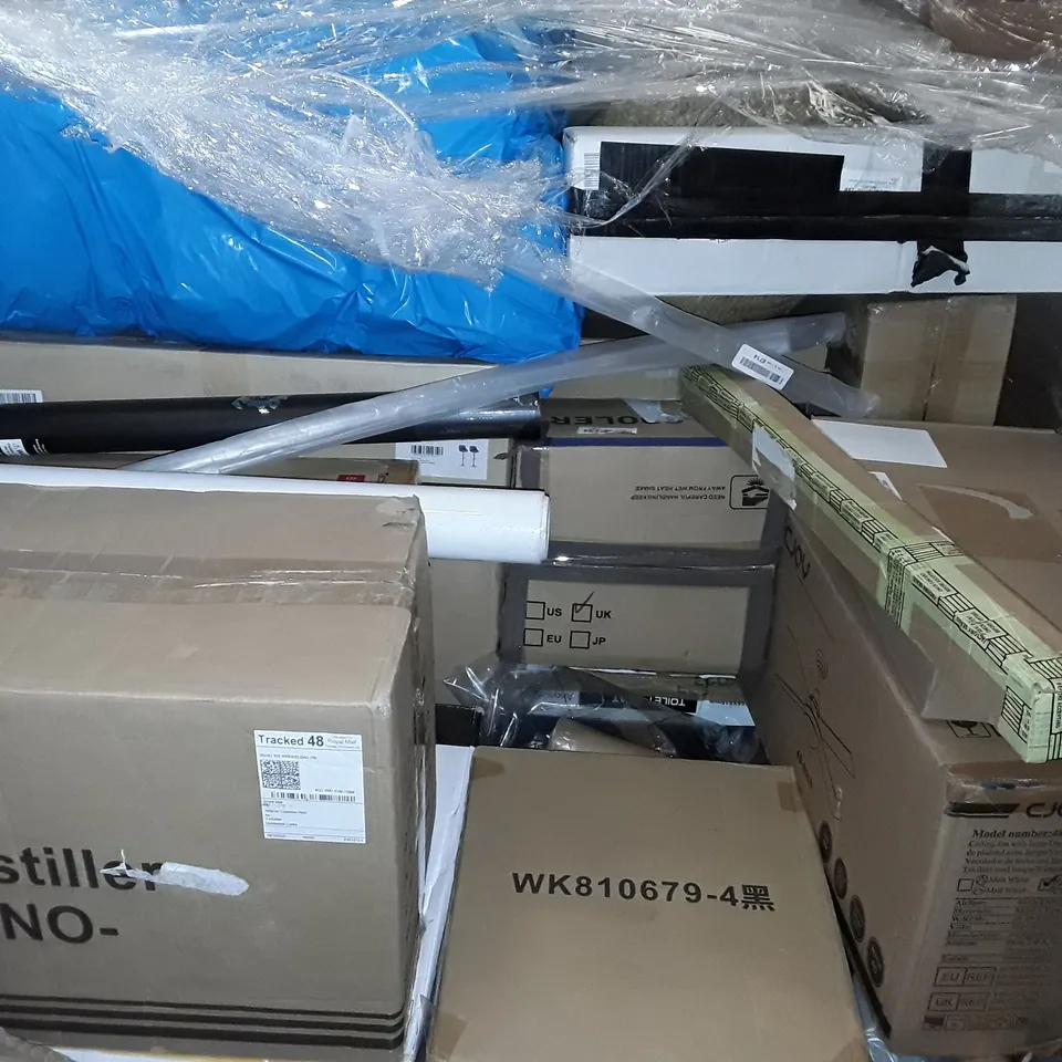 UNPROCESSED PALLET OF ASSORTED ITEMS TO INCLUDE OFFICE CHAIR, LED CEILING LIGHT AND DISTILLER