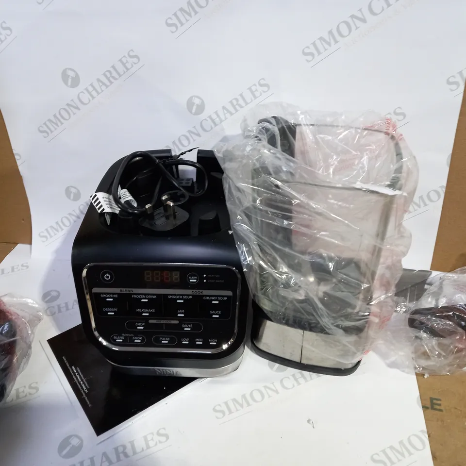 NINJA BLENDER & SOUP MAKER 