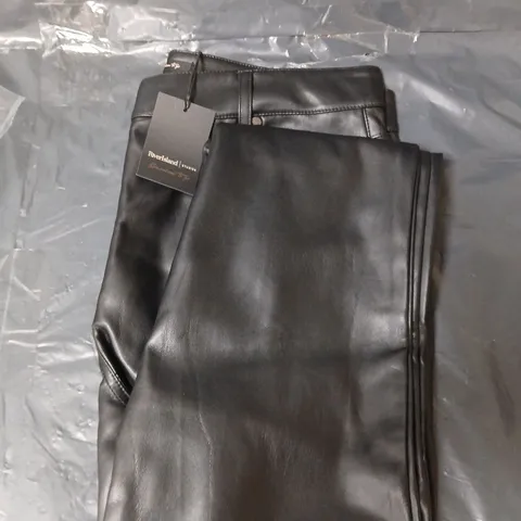 RIVER ISLAND RELAXED STRAIGHT LEG FAUX LEATHER TROUSERS - BLACK - SIZE 14