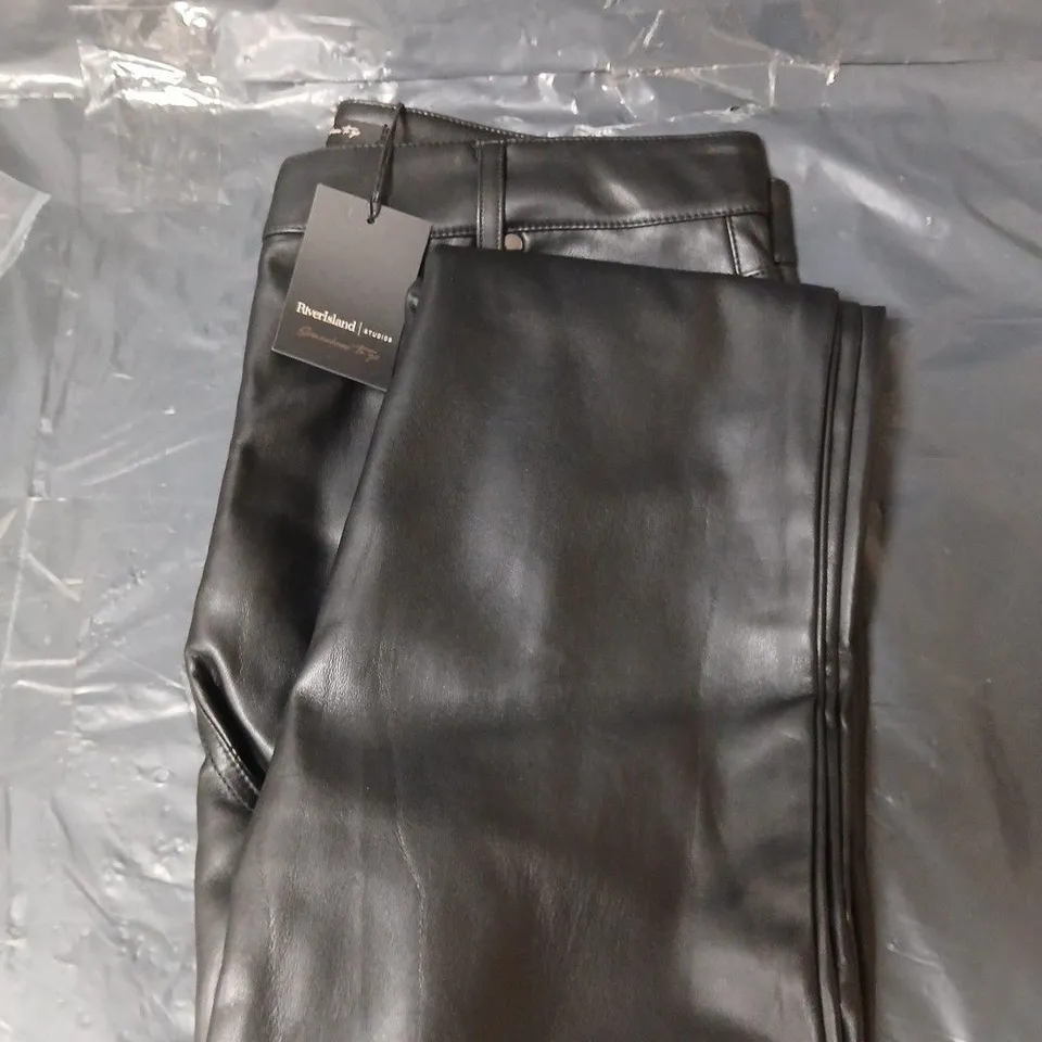 RIVER ISLAND RELAXED STRAIGHT LEG FAUX LEATHER TROUSERS - BLACK - SIZE 16