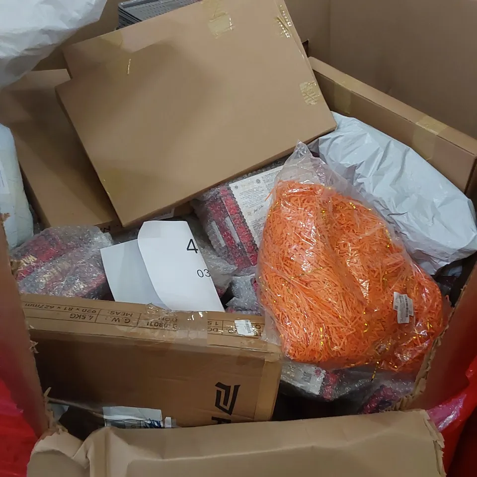 PALLET OF ASSORTED HOUSEHOLD ITEMS AND CONSUMER PRODUCTS. INCLUDING; MINDE PIES, RATTAN HANGING BASKETS, DOG BED ETC 