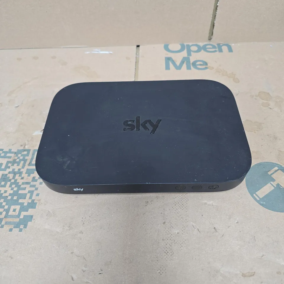 SKY WIRELESS ROUTER BLACK