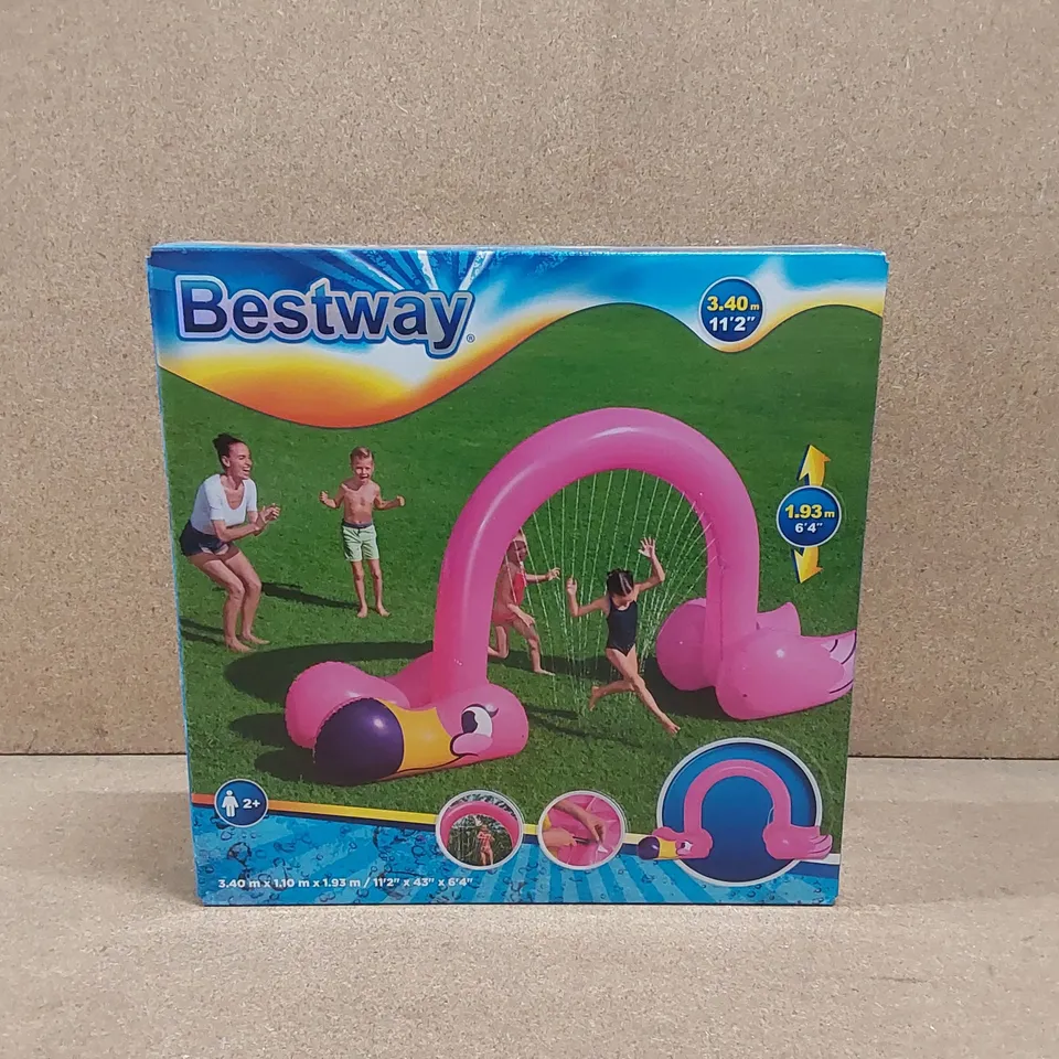 BRAND NEW BOXED BESTWAY FLAMINGO ARCH SPRINKLER 