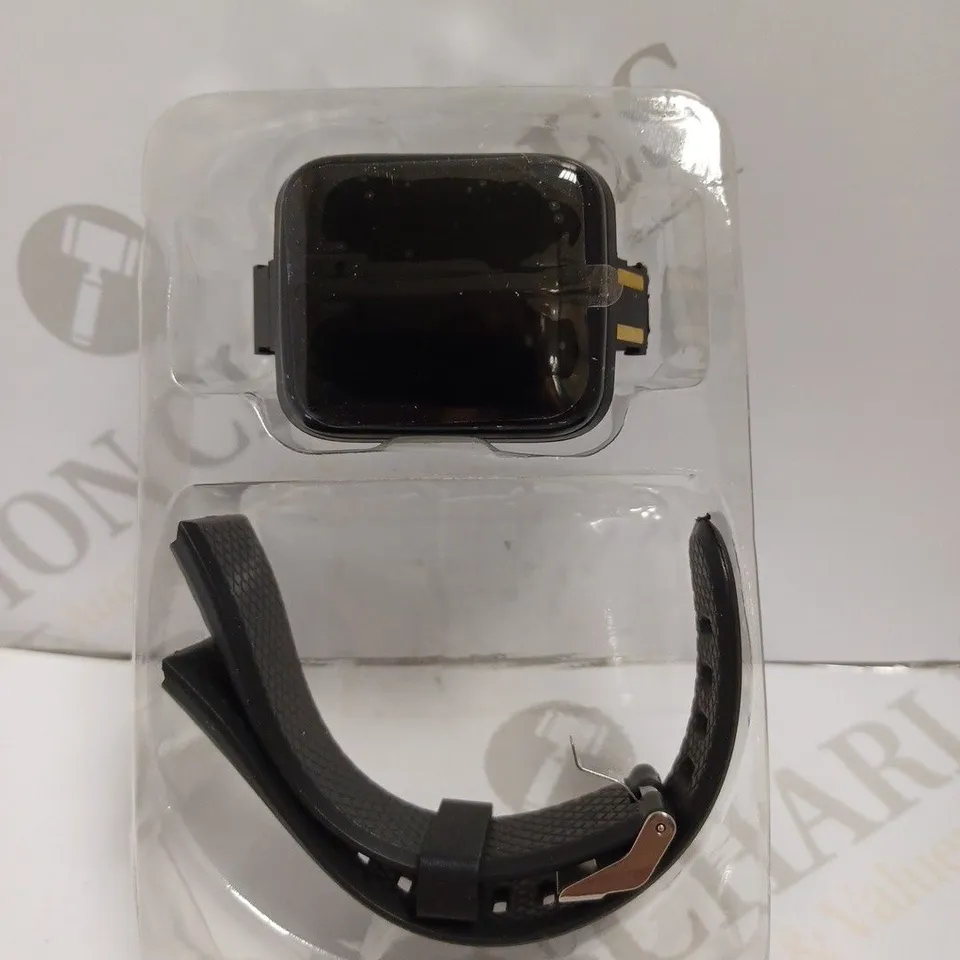 BOXED FITNESS TRACKER -  BLACK