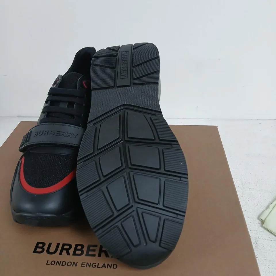 BURBERRY LOW TOP SNEAKER – BLACK, UK 10 (EUR 44)