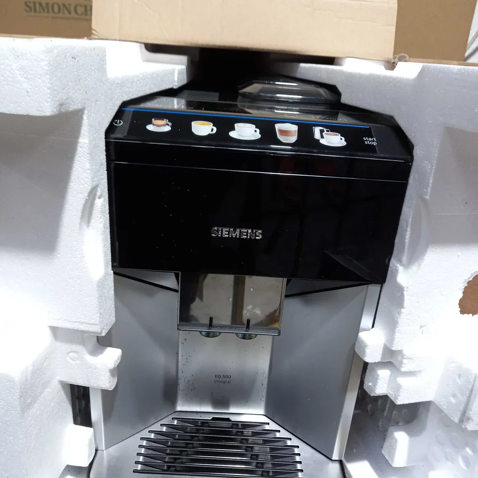 SIEMENS EQ.500 INTEGRAL ESPRESSO MACHINE 