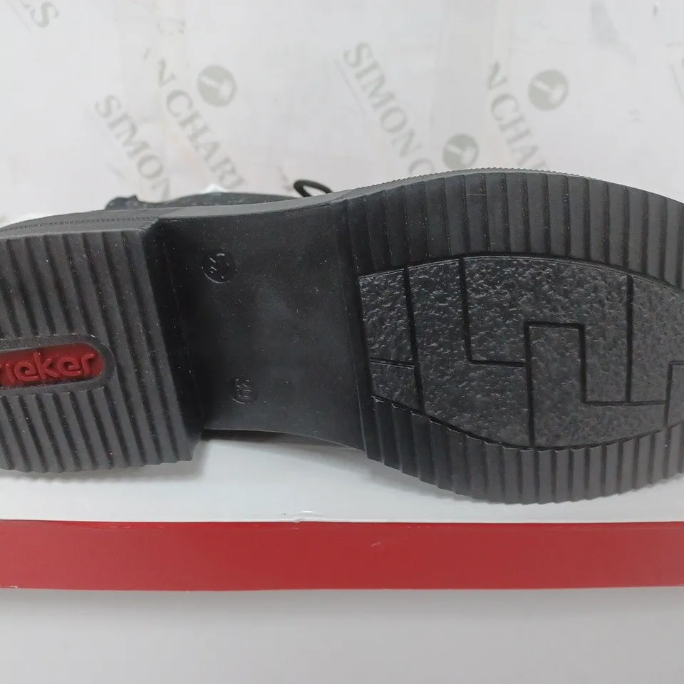 BOXED REIKER LACE UP BOOTS IN NAVY - SIZE 39