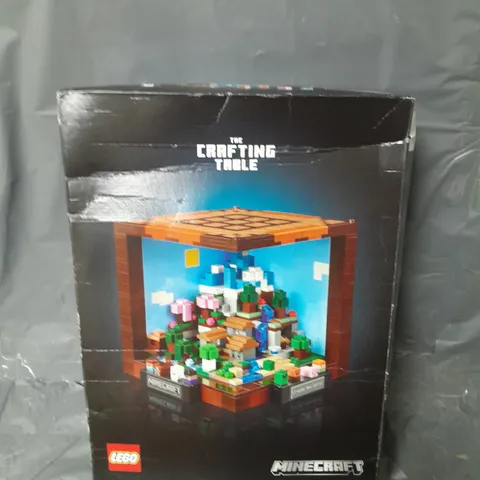 LEGO MINECRAFT THE CRAFTING TABLE FOR ADULTS 21265