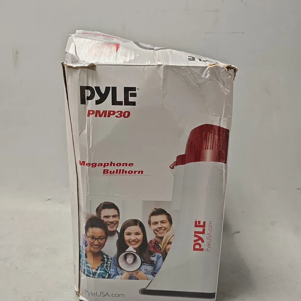BOXED PYLE PMP30 MEGAPHONE BULLHORN 