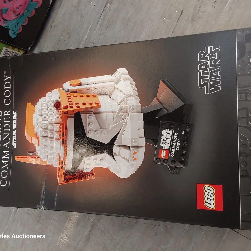 LEGO 75350 STAR WARS CLONE COMMANDER CODY