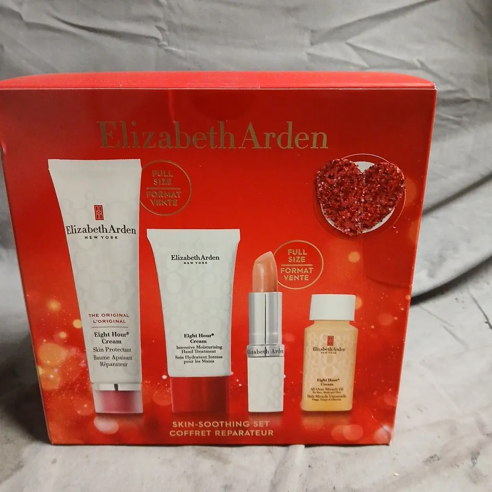 Elizabeth Arden Eight Hour Cream Skin-Soothing Gift Set – Red Box