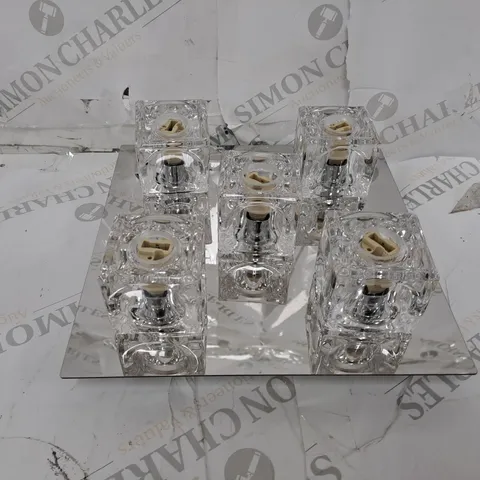 ICE CUBE SQUARE LIGHT