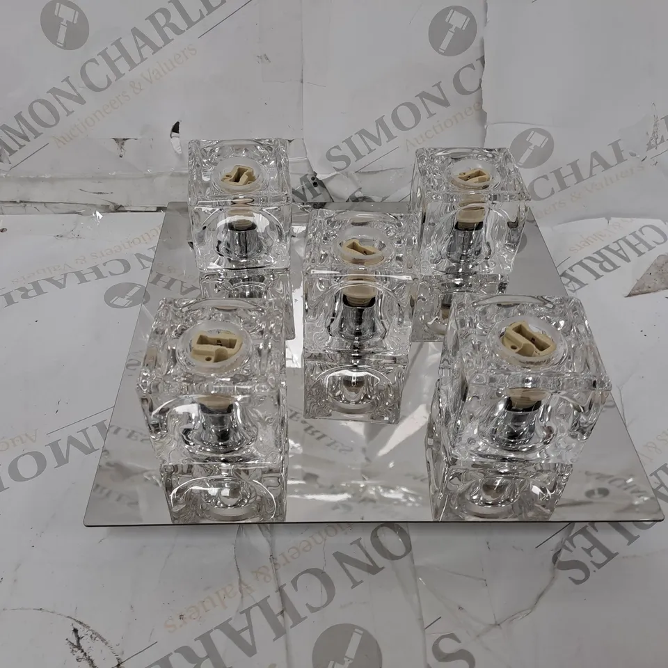 ICE CUBE SQUARE LIGHT RRP £40