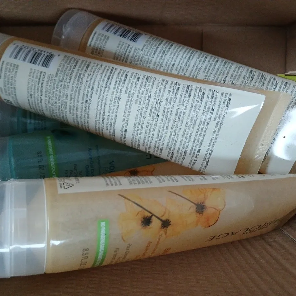BOX OF APPROXIMATELY 10 ASSORTED MATRIX BIOLAGE PRODUCTS - COLLECTION ONLY