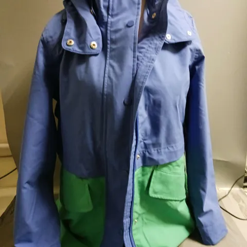 JOULES LADIES WATERPROOF AND BREATHABLE JACKET BLUE/GREEN SIZE 8