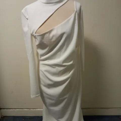 CITY GODDESS WHITE MAXI DRESS - SIZE UNKNOWN