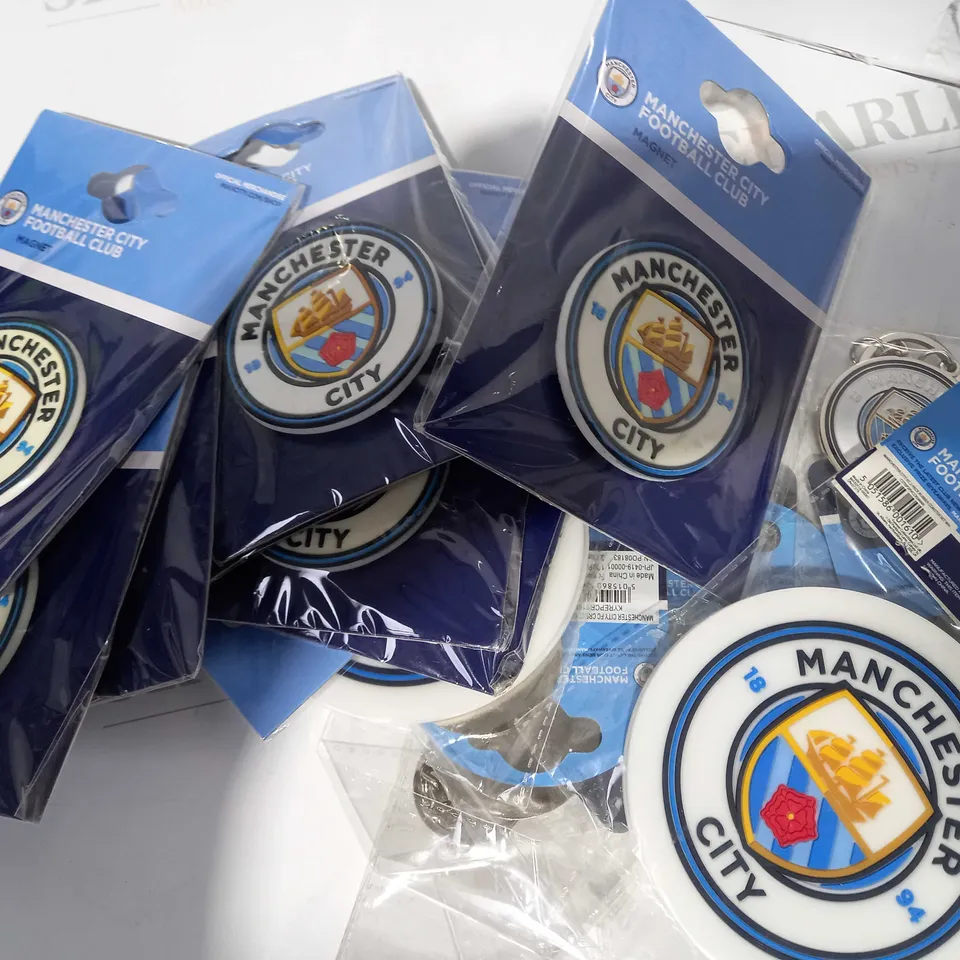 APPROXIMATELY 15 BRAND NEW ASSORTED MANCHESTER CITY OFFICIAL FOOTBALL CLUB MERCHANDISE TO INCLUDE MAGNET, KEYCHAIN, AND COASTER