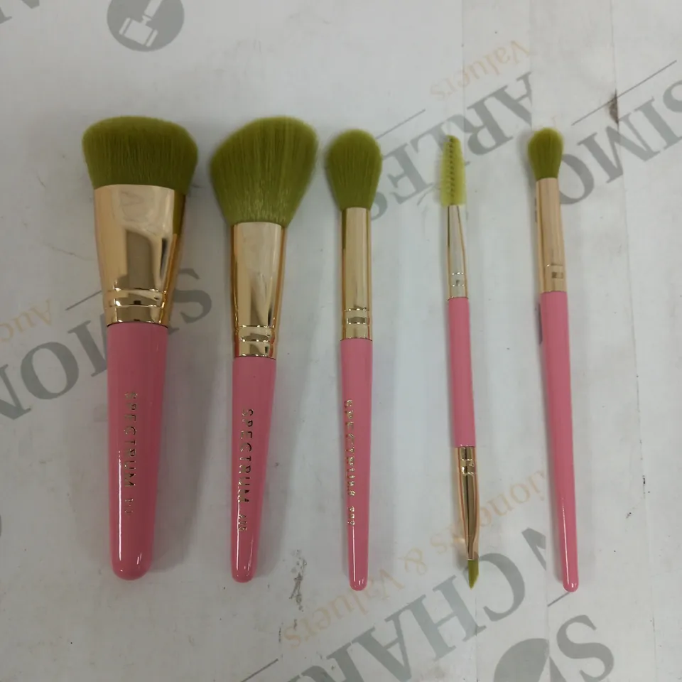 MAKEUP MARTINI COCKTAIL MIDI BRUSH SET