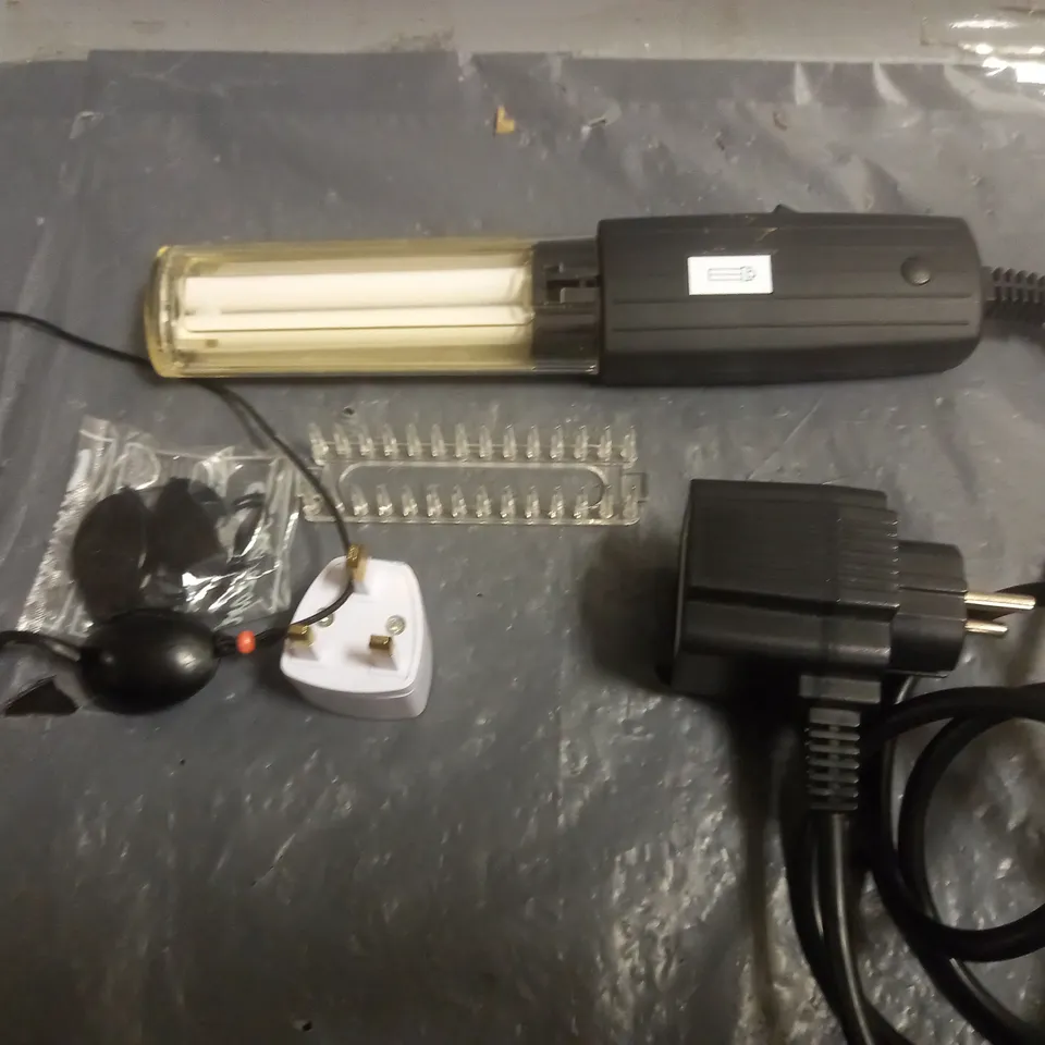THERAPY SYSTEM UVB HAND-HELD LAMP