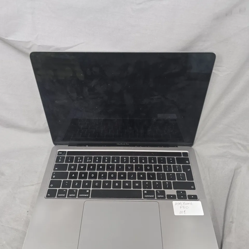 APPLE MACBOOK PRO M1 LAPTOP