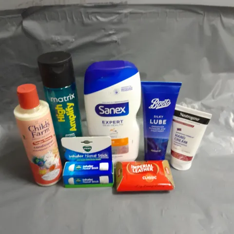 APPROXIMATELY 20 ASSORTED HEALTH & BEAUTY PRODUCTS TO INCLUDE IMPERIAL LEATHER SOAP, SANEX BODY WASH AND NEUTROGENA HAND CREAM