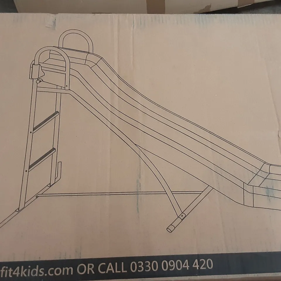 BOXED SPORTSPOWER GREAT FUN SLIDE 193×116×119CM