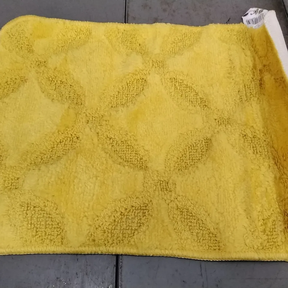 BRAND NEW ANA-VERONICA RECTANGLE BATH MAT SIZE 40CM X 55CM