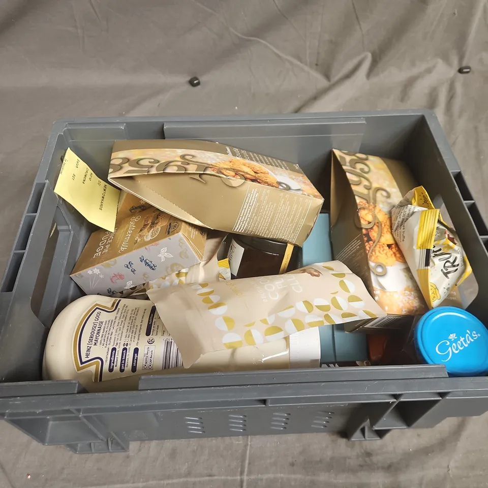 TOTE OF APPROXIMATELY 11 ASSORTED FOOD AND DRINK ITEMS TO INCLUDE MAYONNAISE , DAIRY MILK CARAMEL , GINGERBREAD  , ETC 