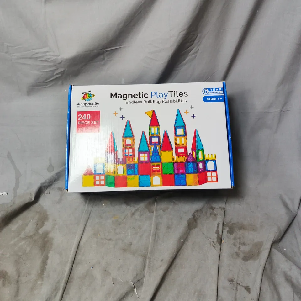 SUNNY AUNTIE MAGNETIC PLAYTILES 240-PIECE BUILDING SET