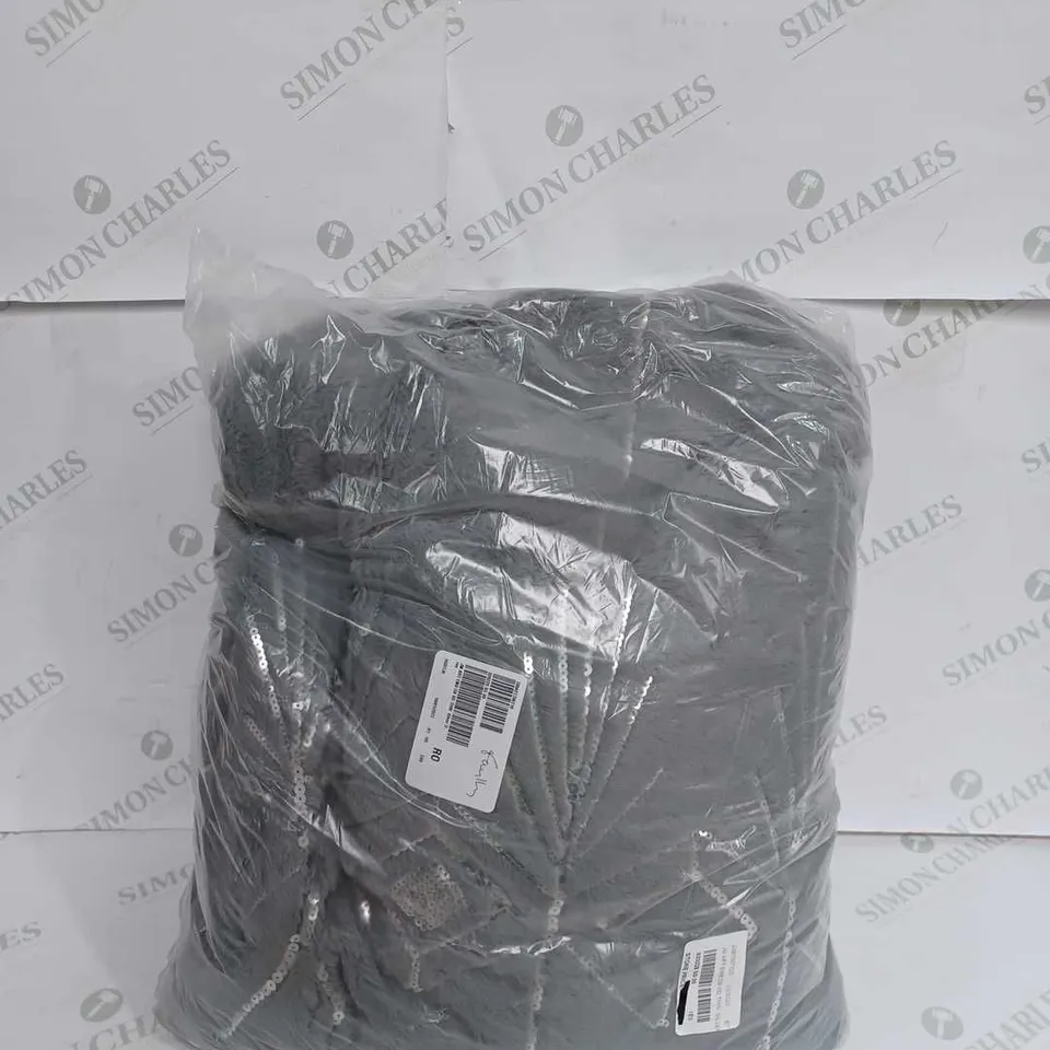 JM BY JULIEN MACDONALD ART DECO EMBELLISHED R0EVERSIBLE FAUX FUR THROW