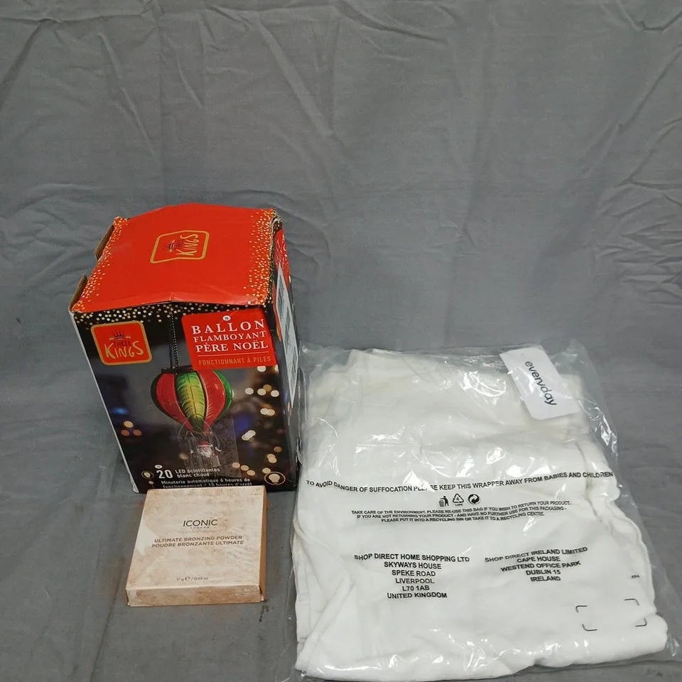 BOX OF APPROXIMATELY 10 HOUSEHOLD ITEMS TO INCLUDE CLOTHING, COSMETICS AND FESTIVE DECOR