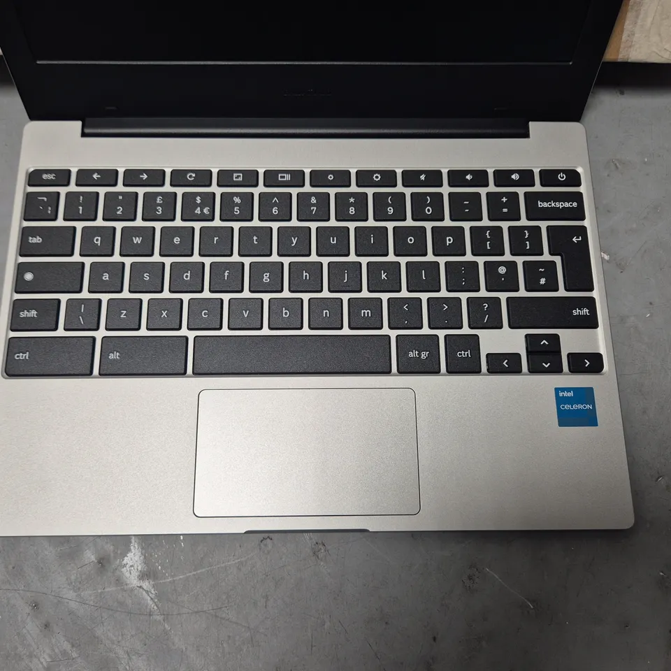 SAMSUNG GALAXY CHROMEBOOK INTEL CELERON LAPTOP IN SILVER - XE310XDA