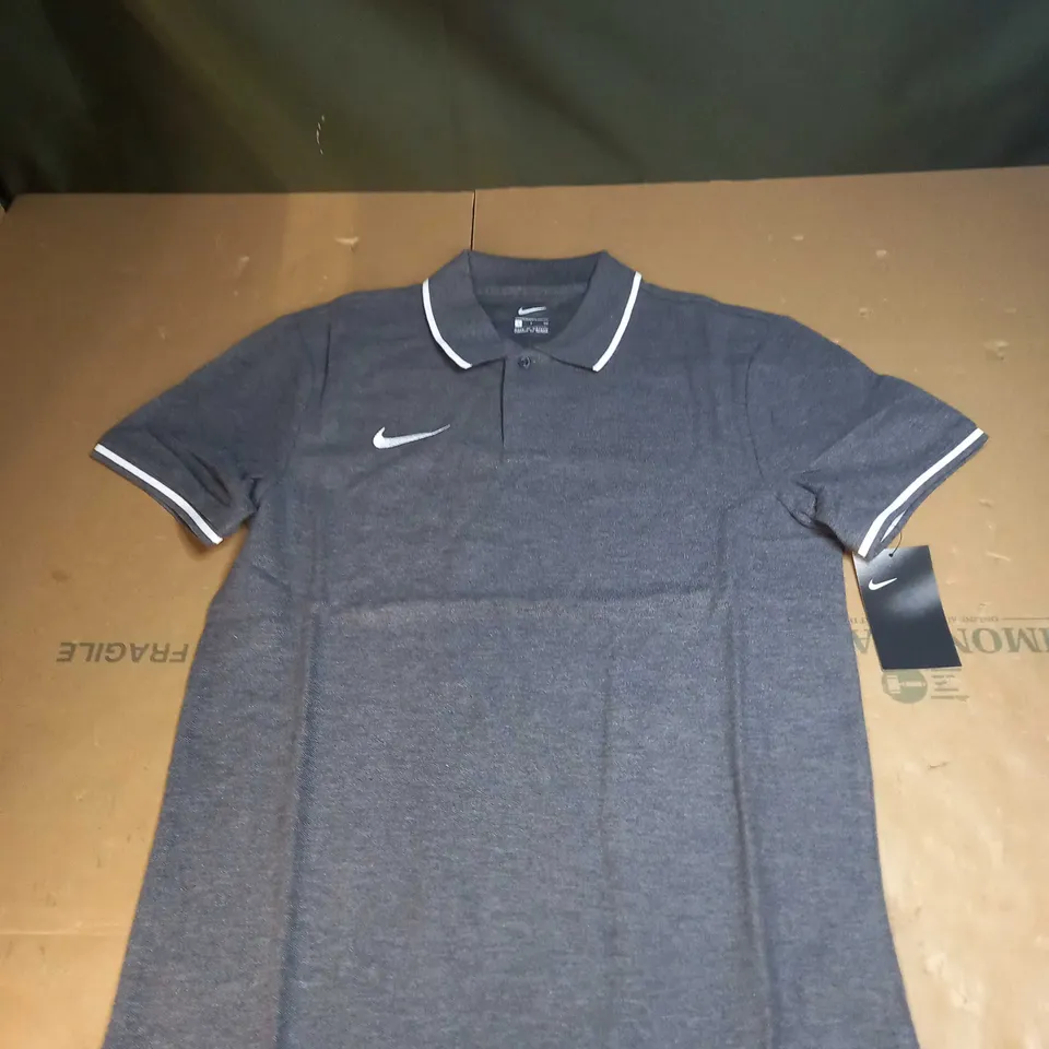 NIKE SLIM FIT POLO SHIRT SIZE S