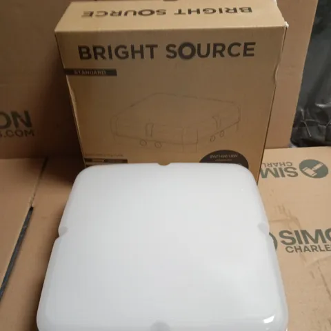 BRIGHT SOURCE WHITE LED BULKHEAD LIGHT – BOXED