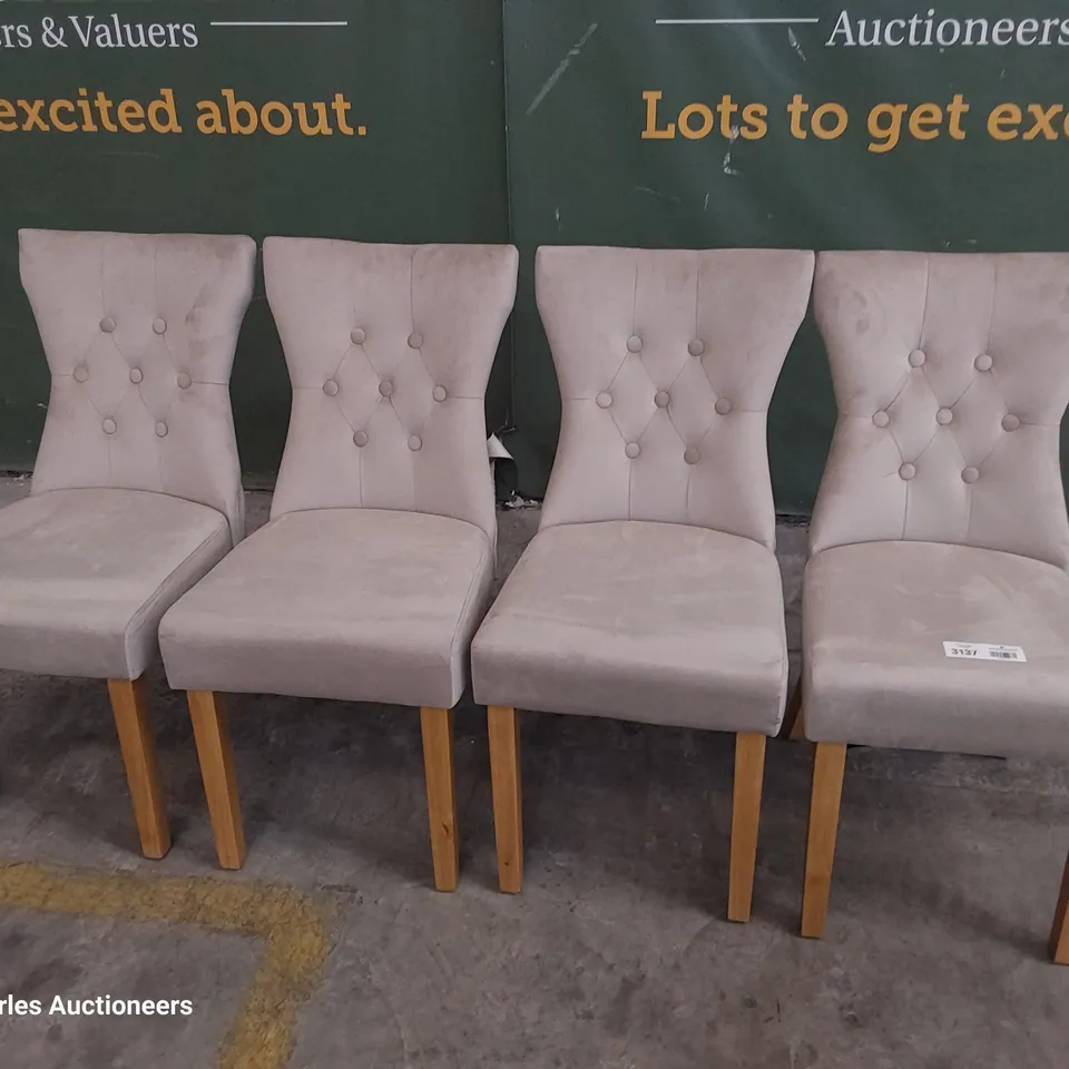 SET OF FOUR UPHOLSTERED BUTTONED BACK DINING CHAIRS NATURAL PLUSH FABRIC ON NATURAL WOOD LEGS 