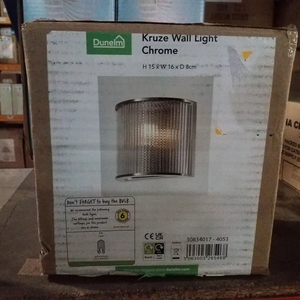 BOXED DUNELM KRUZE WALL LIGHT - CHROME 