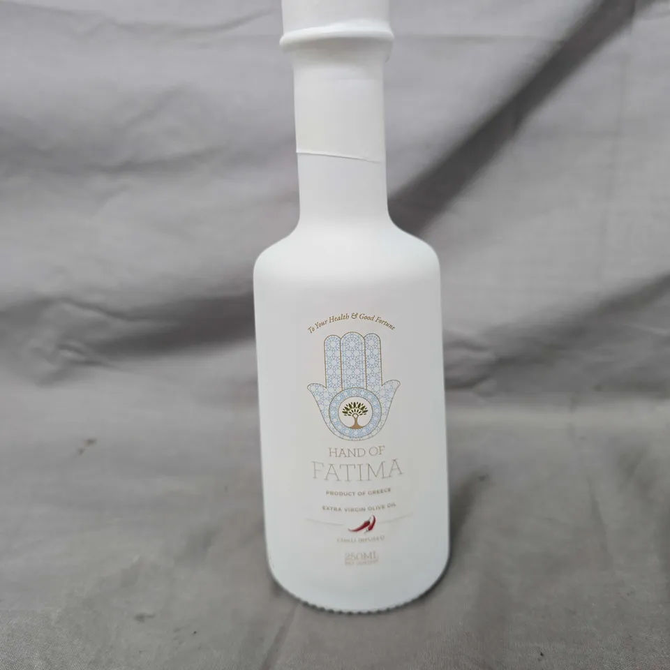 SEALED HAND OF FATIMA CHILLI INFUSED EXTRA VIRGIN OLIVE OIL (250ML)