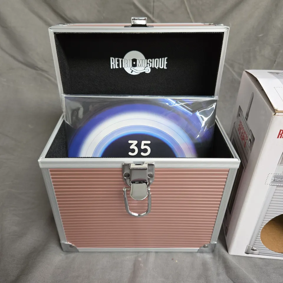 BOXED RETRO MUSIC VINYLSTORAGE CASE IN PINK 