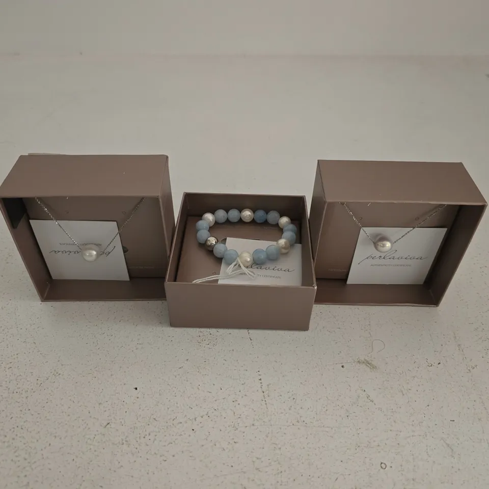 SET OF 3 PERLAVIVA JEWELLERY ITEMS: 2 NECKLACES + BRACELET