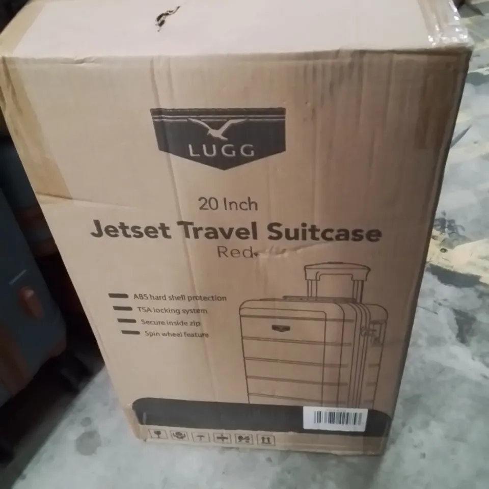 BOXED LUGG 20INCH JETSET TRAVEL SUITCASE RED