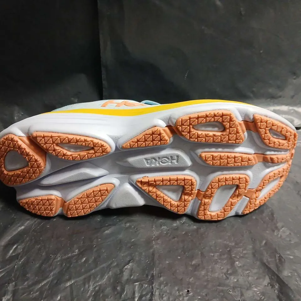 HOKA Bondi S Running Shoes – UK SIZE 6