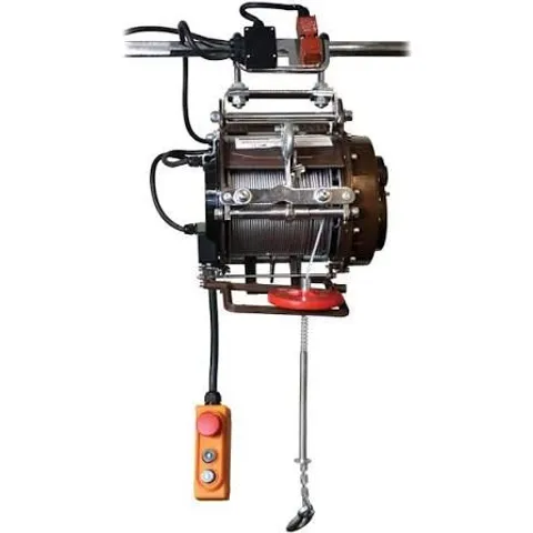 BOXED WARRIOR WINCHES SCAFFOLD HOIST 500KG (110V)